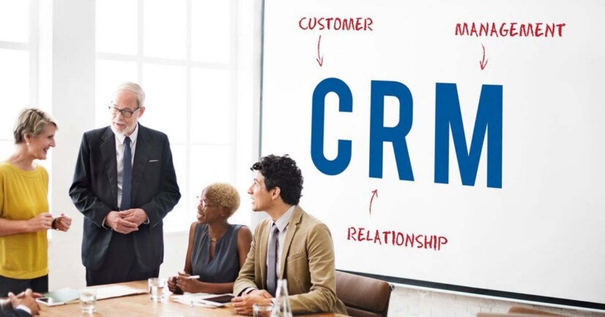 rekomendasi aplikasi crm