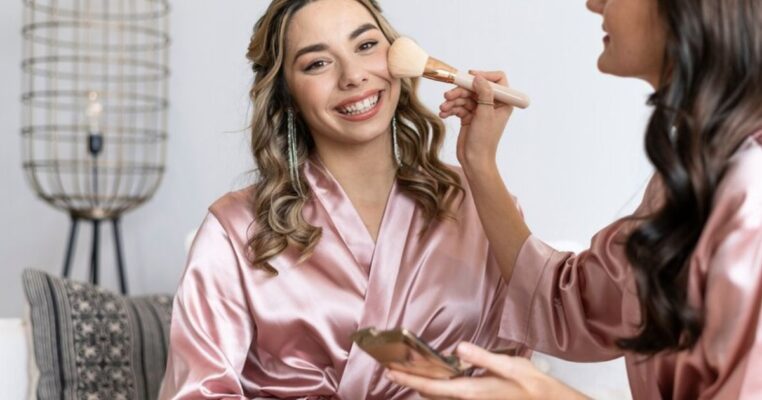 Make Up Artist